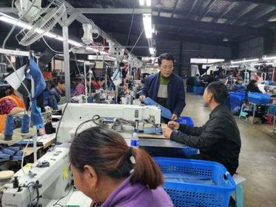 徽故事:&ldquo;跑步書記&rdquo;